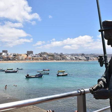 Green Water At The Beach Las Palmas Exterior photo